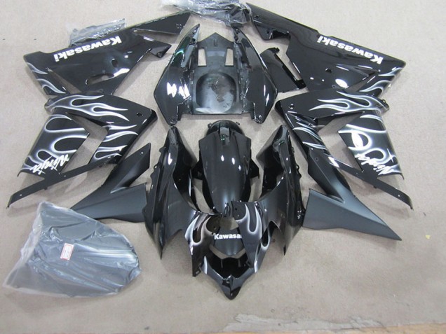 Affordable 2003-2005 Black with White Flame Kawasaki ZX10R Motorcycle Fairing