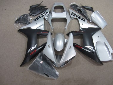 Affordable 2002-2003 Black Silver Yamaha YZF R1 Motorbike Fairing Kits